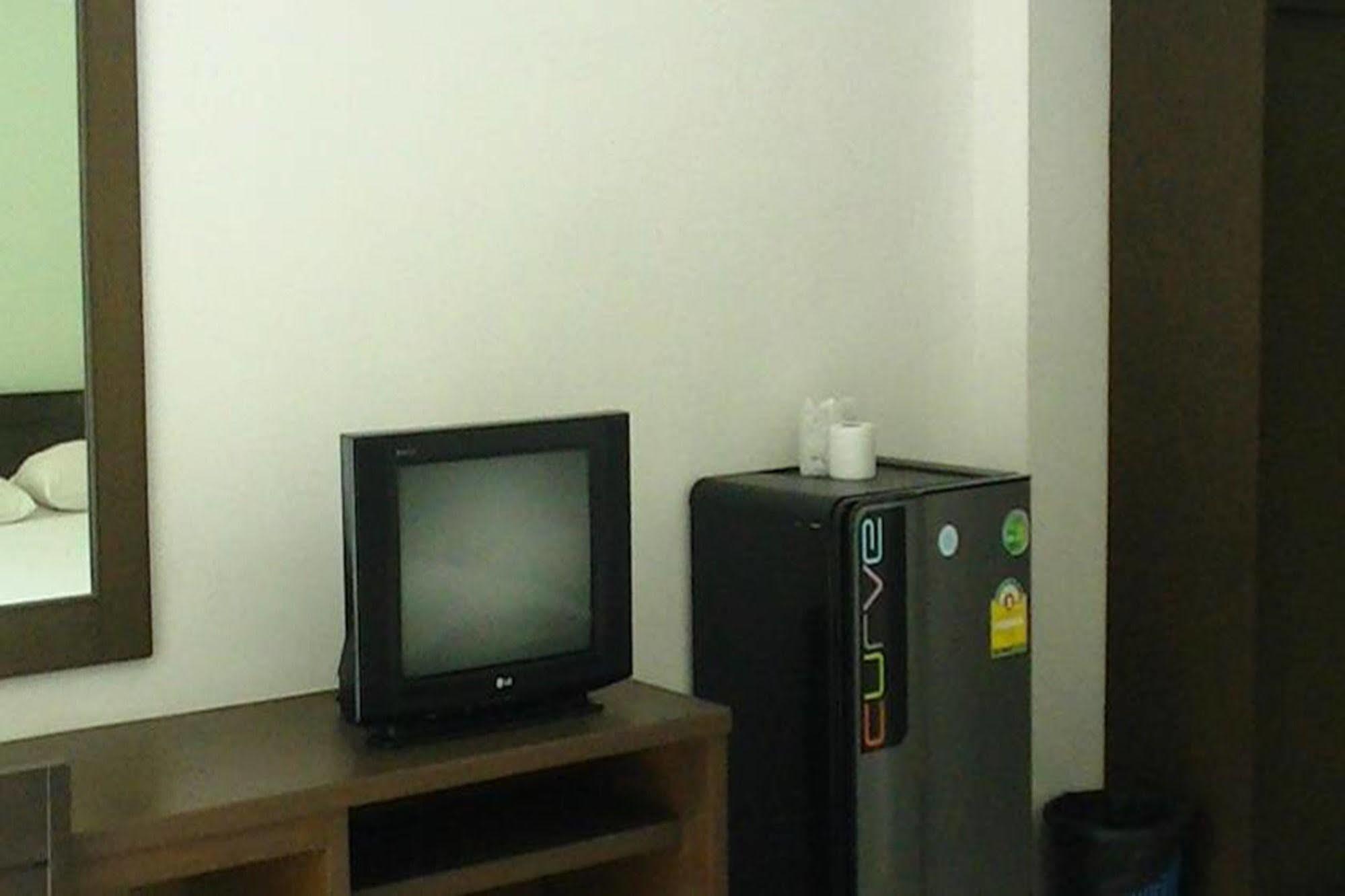 The Icon Apartment Hua Thanon  Екстериор снимка