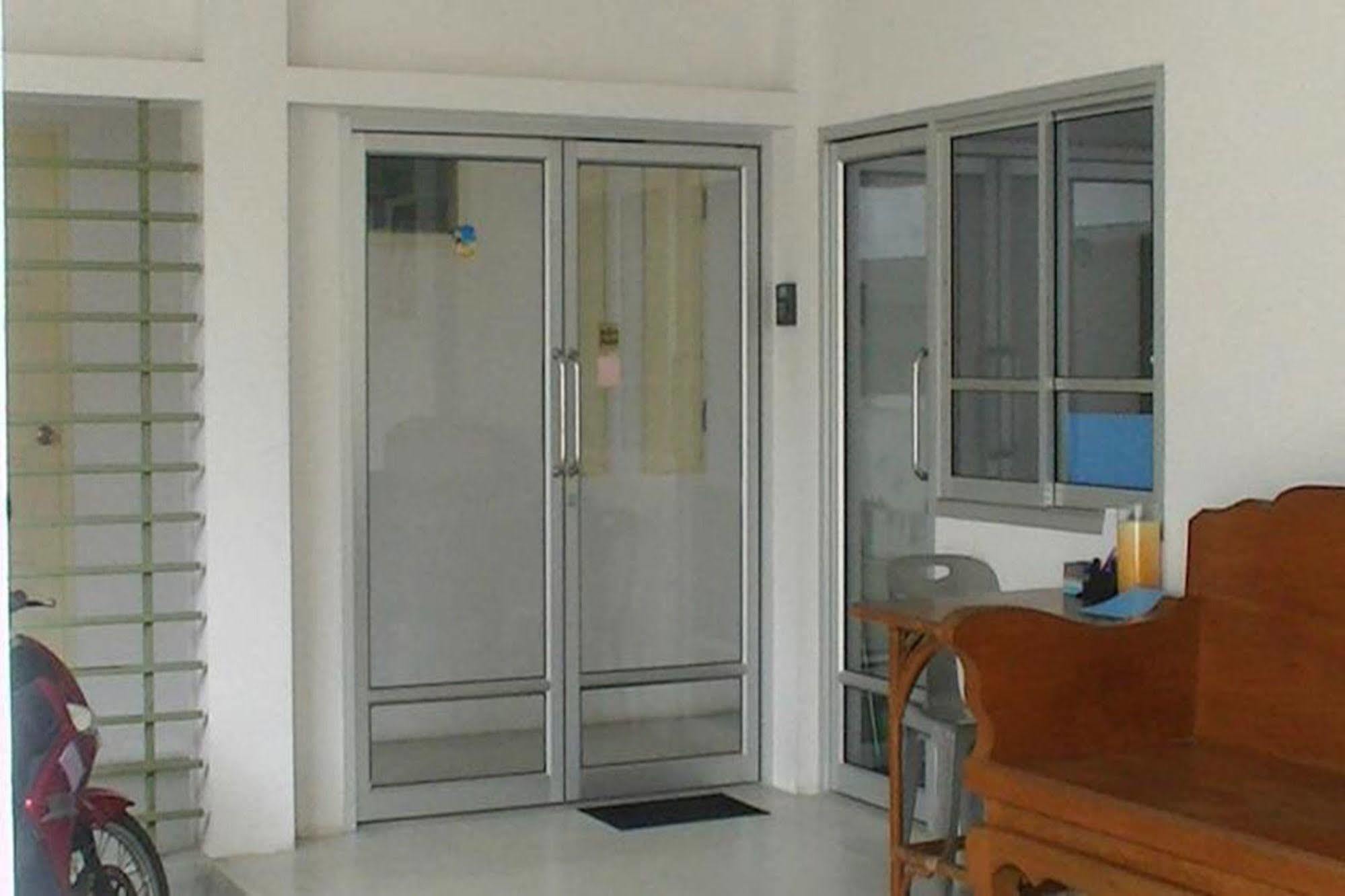 The Icon Apartment Hua Thanon  Екстериор снимка