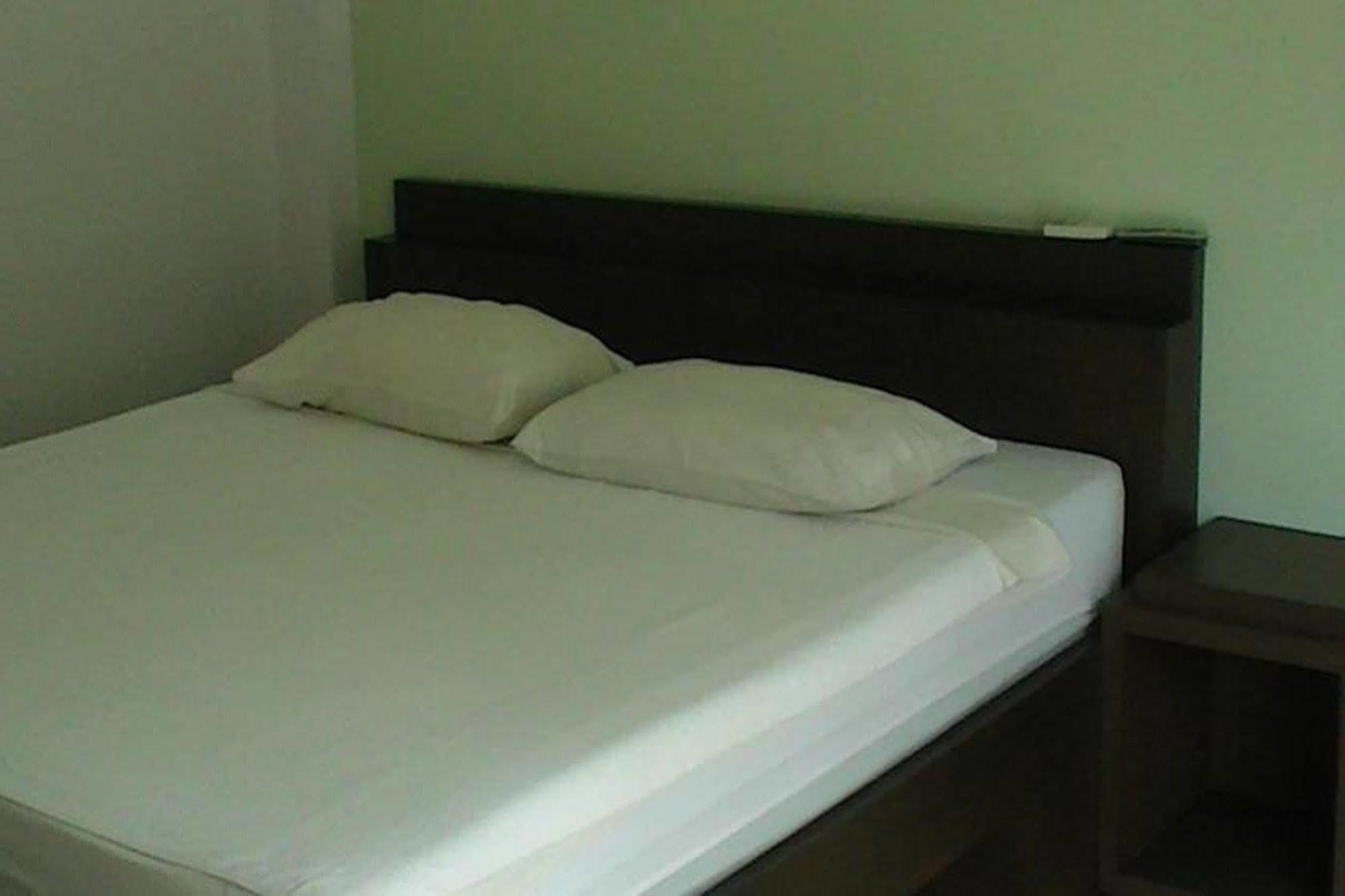 The Icon Apartment Hua Thanon  Екстериор снимка